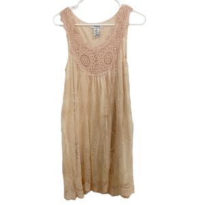 Pink Lace/Floral Shift Dress with Lace Ushaped Neckline Lightweight